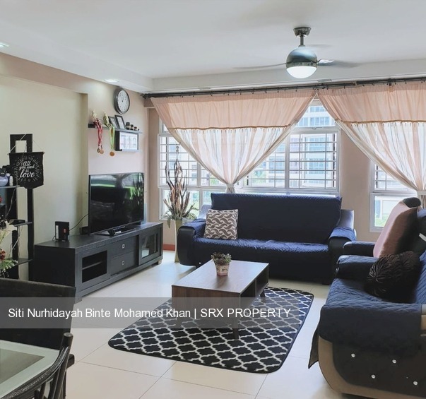 Yishun Avenue 1 thumbnail photo